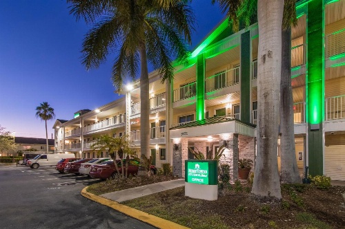 HomeTowne Studios Fort Lauderdale image 1